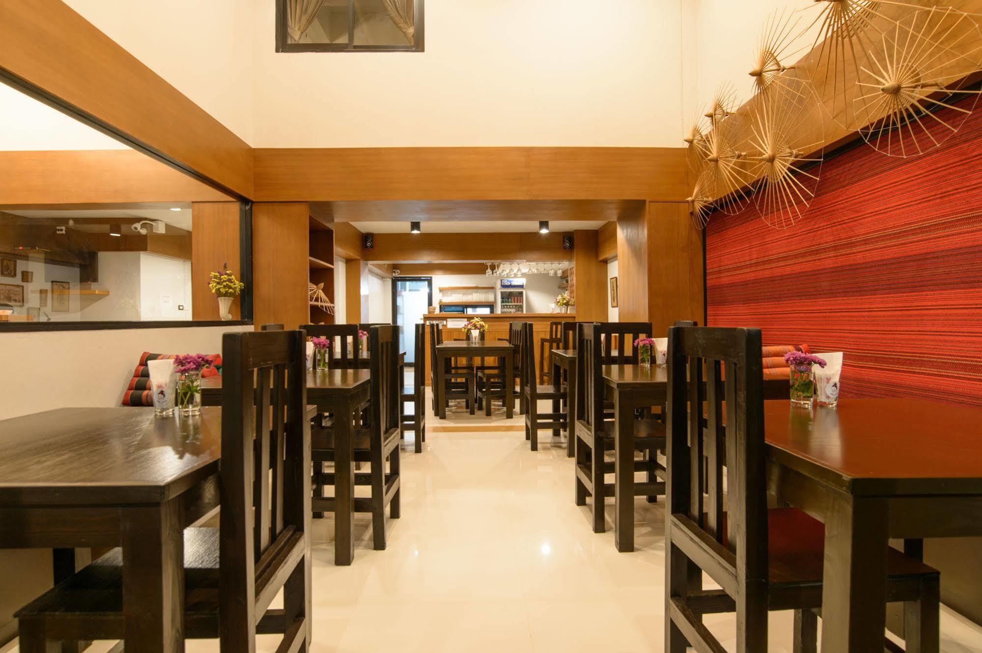 Little Lanna Guesthouse Chiang Mai Dış mekan fotoğraf