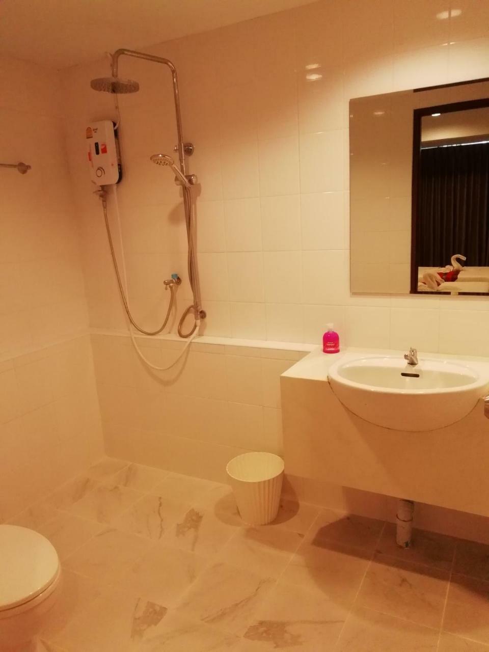 Little Lanna Guesthouse Chiang Mai Dış mekan fotoğraf